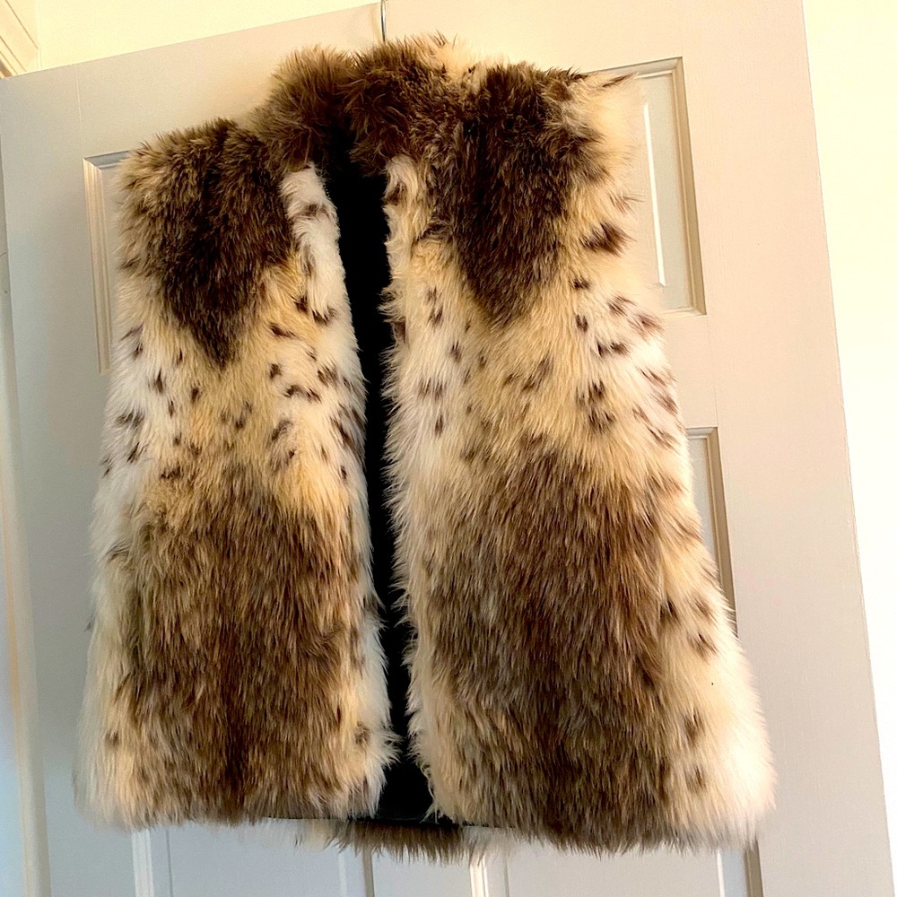 Faux fur zippered REVERSIBLE vest